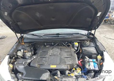 2015 Subaru Outback 3.6R Limited из США, поврежденный, VIN 4S4BSENC0F3267788